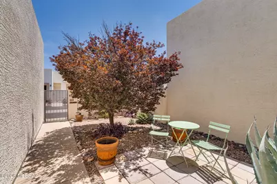 2832 S Full Moon Drive, Tucson, AZ 85713 - Photo 4