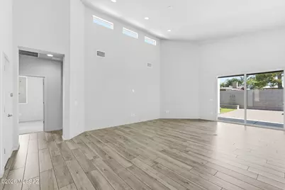 7540 E Bookmark Place, Tucson, AZ 85715 - Photo 8