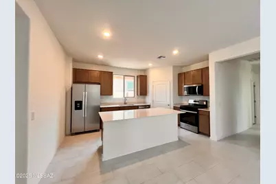 10004 E Lebaron Drive, Tucson, AZ 85747 - Photo 8