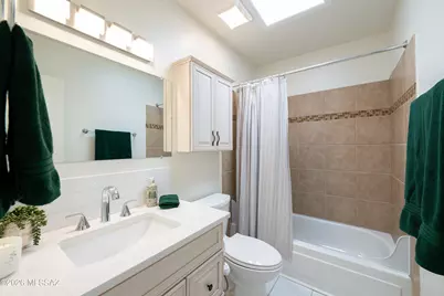 8334 E Cypress Point Lane, Tucson, AZ 85710 - Photo 16