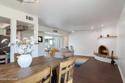 8334 E Cypress Point Lane, Tucson, AZ 85710 - Photo 10
