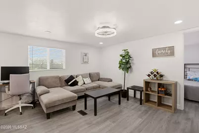 8620 S Sandario Road S, Tucson, AZ 85736 - Photo 8