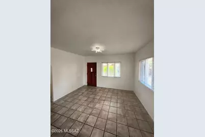 211 W Roger Road #23, Tucson, AZ 85705 - Photo 2
