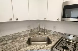 211 W Roger Rd, Tucson, AZ 85705 - Photo 6