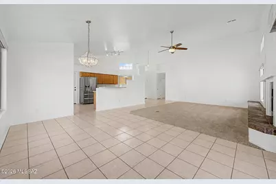 8153 E Robb Wash Trail, Tucson, AZ 85715 - Photo 12
