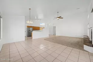 8153 E Robb Wash Trail, Tucson, AZ 85715 - Photo 12