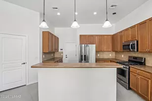 2540 N Yellow Flower Trail, Tucson, AZ 85715 - Photo 12