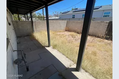 1702 N Tyndall Avenue #1704, Tucson, AZ 85719 - Photo 10