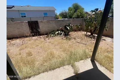 1702 N Tyndall Avenue #1704, Tucson, AZ 85719 - Photo 8