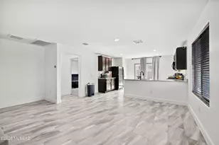 6013 S Kirtley Dr, Tucson, AZ 85706 - Photo 6