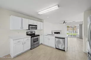2656 W Mountain Heights Ct, Tucson, AZ 85742 - Photo 16