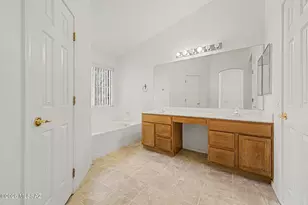 2656 W Mountain Heights Ct, Tucson, AZ 85742 - Photo 24