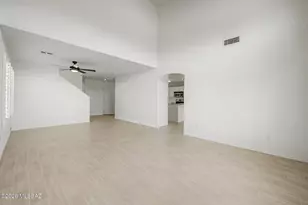 2656 W Mountain Heights Ct, Tucson, AZ 85742 - Photo 12