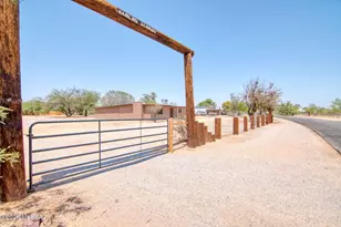 12241 N Calle De La Solana, Marana, AZ 85653 - Photo 1