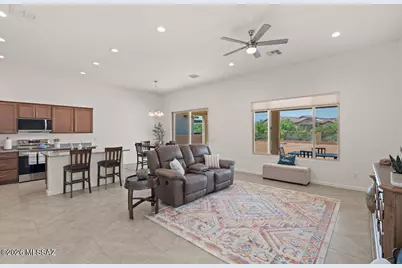 1732 E Hollow Creek Drive, Green Valley, AZ 85614 - Photo 8