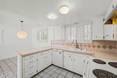 1910 W Calle Pacifica, Tucson, AZ 85745 - Photo 14