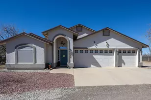 5676 S Calle De Leon, Hereford, AZ 85615 - Photo 2