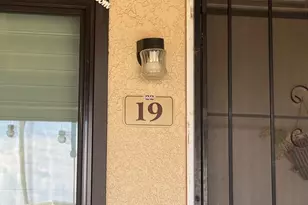 7664 E 22nd St, Tucson, AZ 85710 - Photo 2