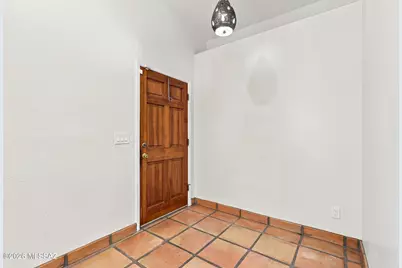 2343 E 18th Street, Tucson, AZ 85719 - Photo 12