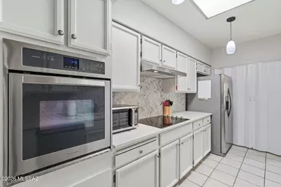 1290 W Camino Velasquez, Green Valley, AZ 85622 - Photo 6
