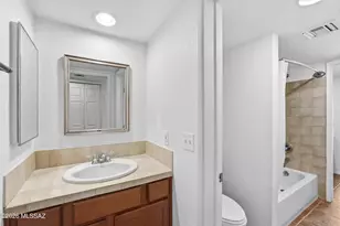 5051 N Sabino Canyon Rd, Tucson, AZ 85750 - Photo 28