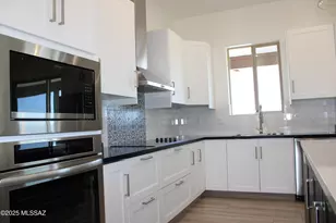 695 Calle Lukas, Rio Rico, AZ 85648 - Photo 10