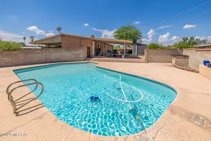 7401 E Calle Madero, Tucson, AZ 85710 - Photo 2