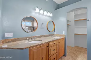 620 W Greenview Pl, Green Valley, AZ 85614 - Photo 10