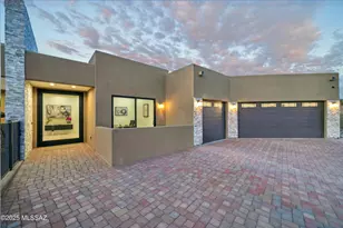 3851 N River Hills Dr, Tucson, AZ 85750 - Photo 1