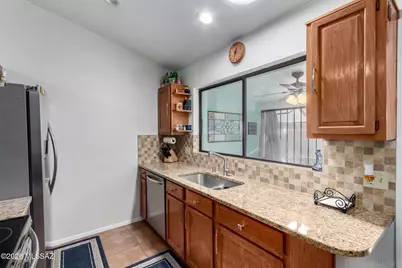 10054 E Bryonwood Lane, Tucson, AZ 85730 - Photo 10