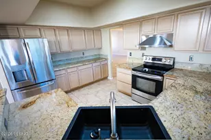 11119 N Desert Flower Dr, Oro Valley, AZ 85737 - Photo 14