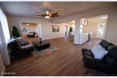 7042 E Calle Ileo, Tucson, AZ 85710 - Photo 6