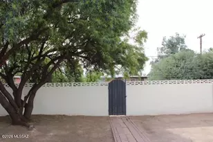 7042 E Calle Ileo, Tucson, AZ 85710 - Photo 42