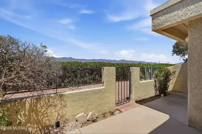 7111 E Rosslare Drive, Tucson, AZ 85715 - Photo 8