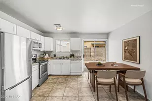 7035 S Placita Sorrento, Tucson, AZ 85756 - Photo 8