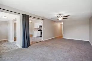 1025 E 32nd St, Tucson, AZ 85713 - Photo 12