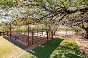 2330 N Bonanza Ave, Tucson, AZ 85749 - Photo 2