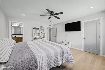 9240 E Colette Street, Tucson, AZ 85710 - Photo 10