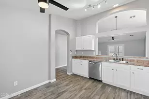 8515 S Placita De Lorena, Tucson, AZ 85747 - Photo 10
