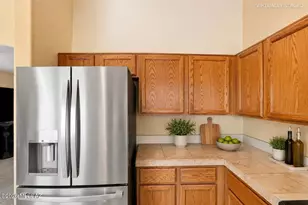 8966 E Alderpoint Way, Tucson, AZ 85730 - Photo 16