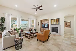 60782 E Arroyo Vista Dr, Oracle, AZ 85623 - Photo 8