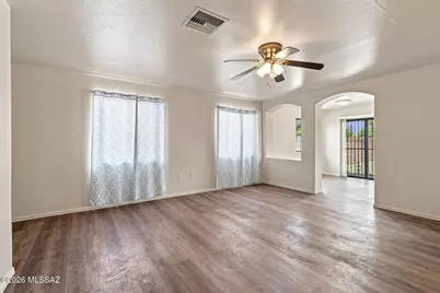 2876 N Xochipilli Drive, Tucson, AZ 85745 - Photo 8