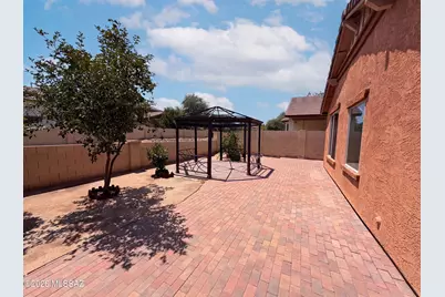 575 W Camino Sorpresa, Sahuarita, AZ 85629 - Photo 18