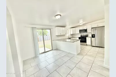 6042 E 33rd Street, Tucson, AZ 85711 - Photo 12