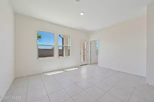 6558 NW Sandyfield Way W, Tucson, AZ 85757 - Photo 12