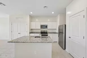 6558 NW Sandyfield Way W, Tucson, AZ 85757 - Photo 16