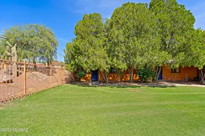 350 N Silverbell Road #111, Tucson, AZ 85745 - Photo 2