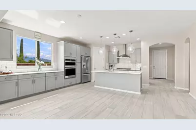 12081 N Raphael Way, Oro Valley, AZ 85742 - Photo 2