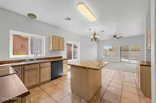 7334 W Clear Canyon Dr, Tucson, AZ 85743 - Photo 16