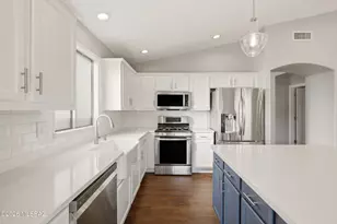 2819 W Simplicity Dr, Tucson, AZ 85741 - Photo 2